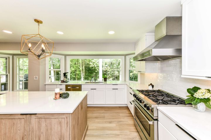 The Ultimate Beginner’s Guide to Kitchen Renovation: Tips & Tricks for a Stunning Transformation
